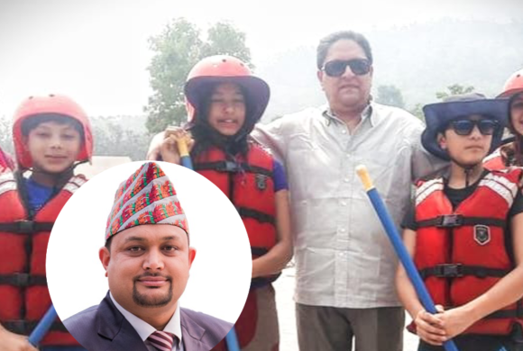 यी हुन् पूर्व राजालाई र्‍याफ्टिङ गराउने व्यावसायी