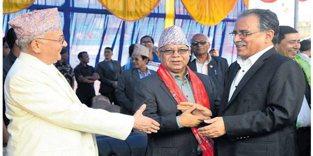 ओली-नेपाल जुध्दा दाहाल निर्णायक