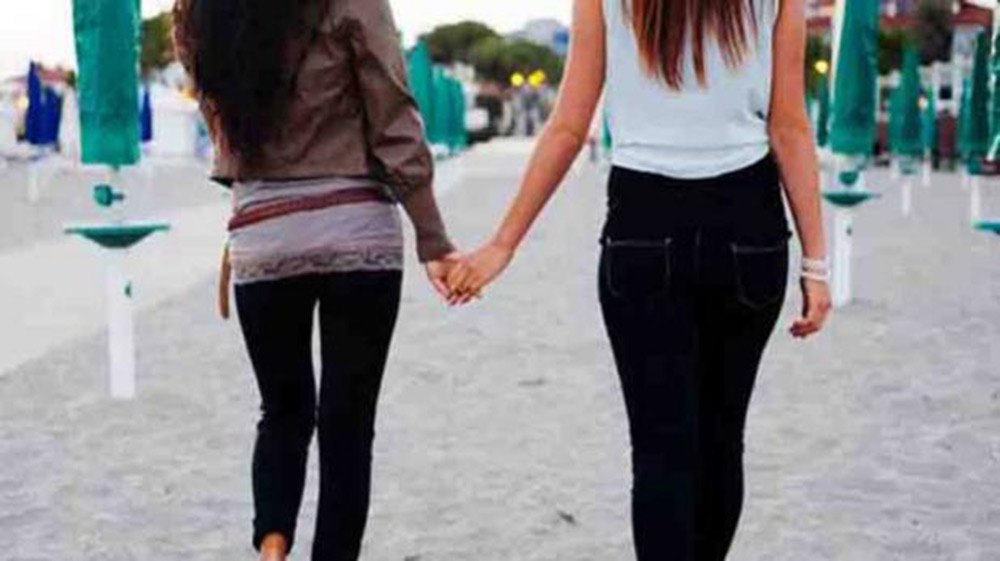 राज्यसँग हैरान तेस्रोलिंगीहरू