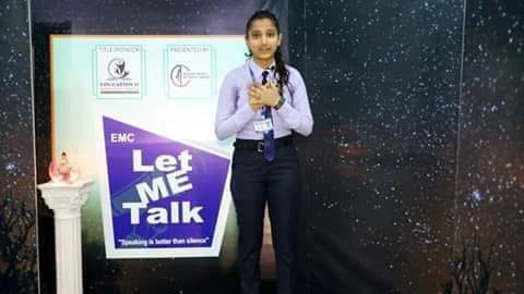 राजेश हमालको समेत मन जित्न सफल झापाकी अब्बल छात्रा युनिका गौतम यसरी चम्कदै (भिडियोसहित )