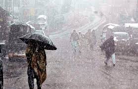 पाकिस्तानमा भारि हिमपात र अविरल वर्षा,  २८ को मृत्यु