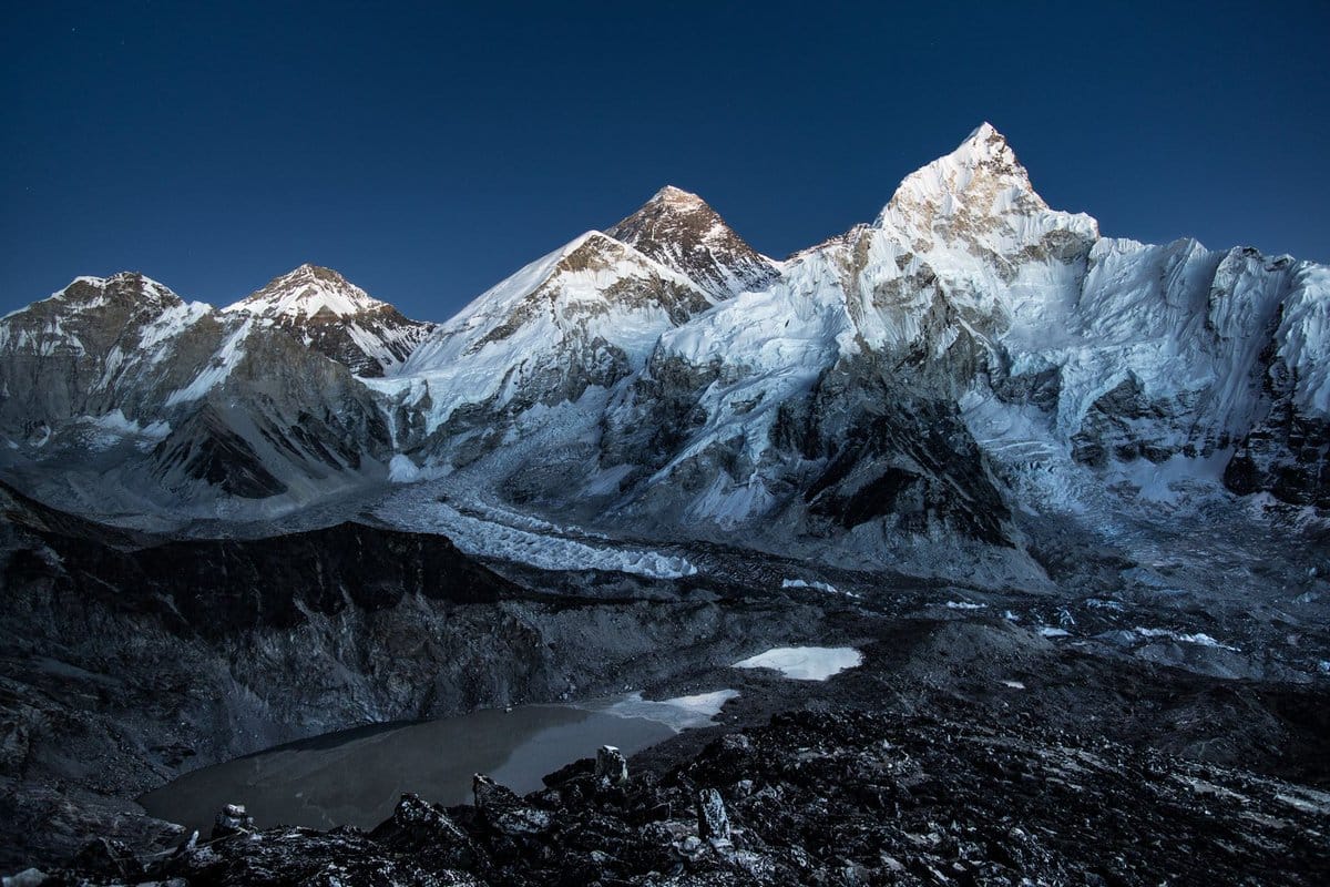 मनाङमा हिम पहिरो : एकजनाको मृत्यु, एक बेपत्ता