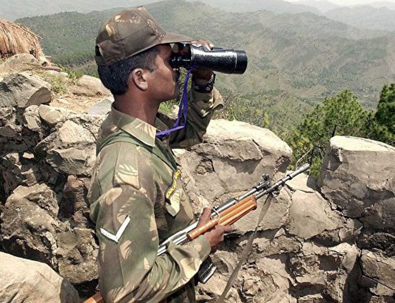 भारतीय सीमा सुरक्षाबलद्वारा मुक्तहलियाका घर निर्माणमा रोक