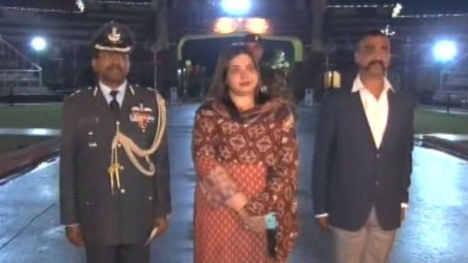 अभिनन्दन वर्तमान: पाकिस्तानले बुझायो भारतीय वायुसेनाका पाइलट भारतलाई