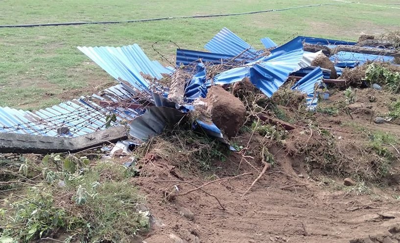 भत्किएको तारबार स्थानियले उठाए, रंगशाला निर्माणमा अवरोध नगर्ने लिखित सहमती