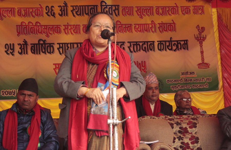 बालबालिकालाई आकर्षण गर्ने शिक्षा चाहिन्छः : मन्त्री थापा