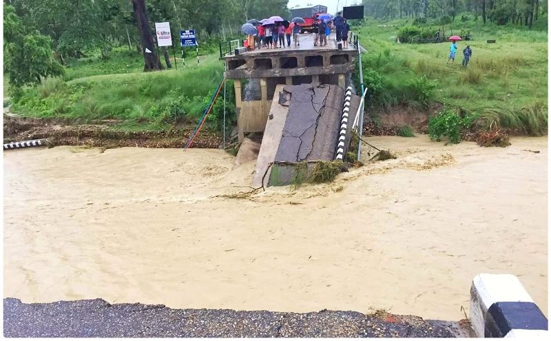 यात्रा गर्दै हुनुहुन्छ ? १५ जिल्लाका मुख्य सडकको अवस्था यस्तो छ