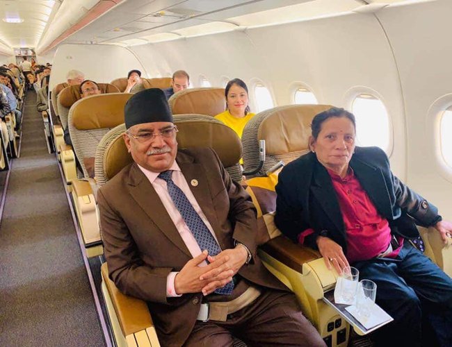 ५ दिनको लागि अध्यक्ष प्रचण्ड परिवारसहित युएइ प्रस्थान