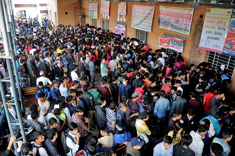 दशैका लागि अग्रिम टिकट बुकिङ आजदेखि, नयाँ बसपार्कमा भीड