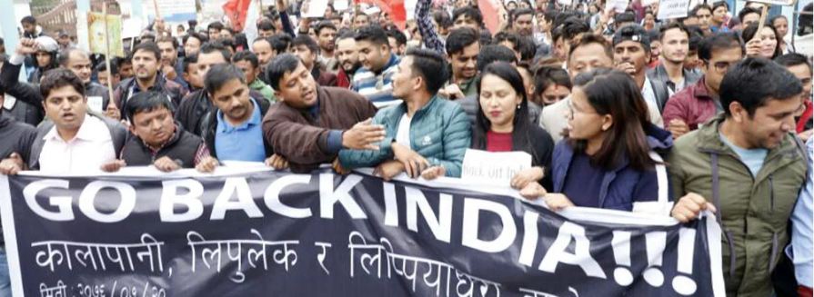 भारतीय नक्सामा नेपाली भूमि समेटिएको बिरोधमा विद्यार्थीद्वारा प्रदर्शन