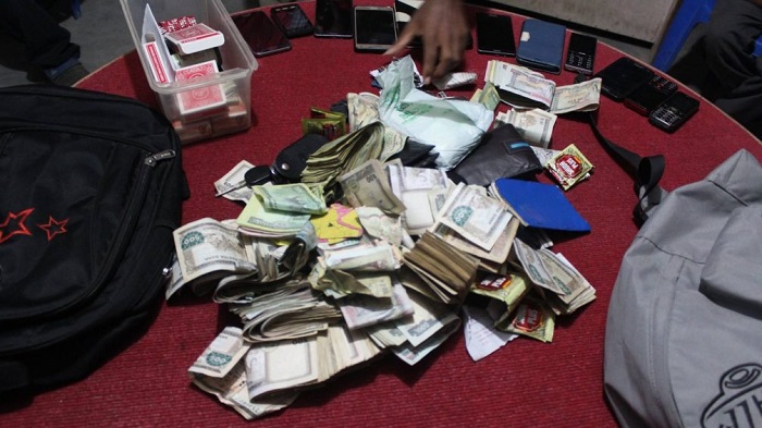 २९ लाख रुपैयाँसहित १० जुवाडे पक्राउ !