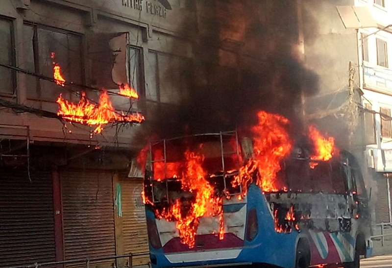 बसको ठक्करबाट विद्यार्थीको मृत्यु भएपछि चावहिल क्षेत्र तनावग्रस्त