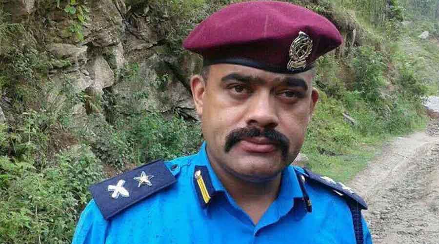 चरीलाई ‘इन्काउन्टर’ गर्ने निलम्बित डिएसपी कुमुद ढुङ्गेल विरुद्ध पक्राउ पूर्जी जारी !