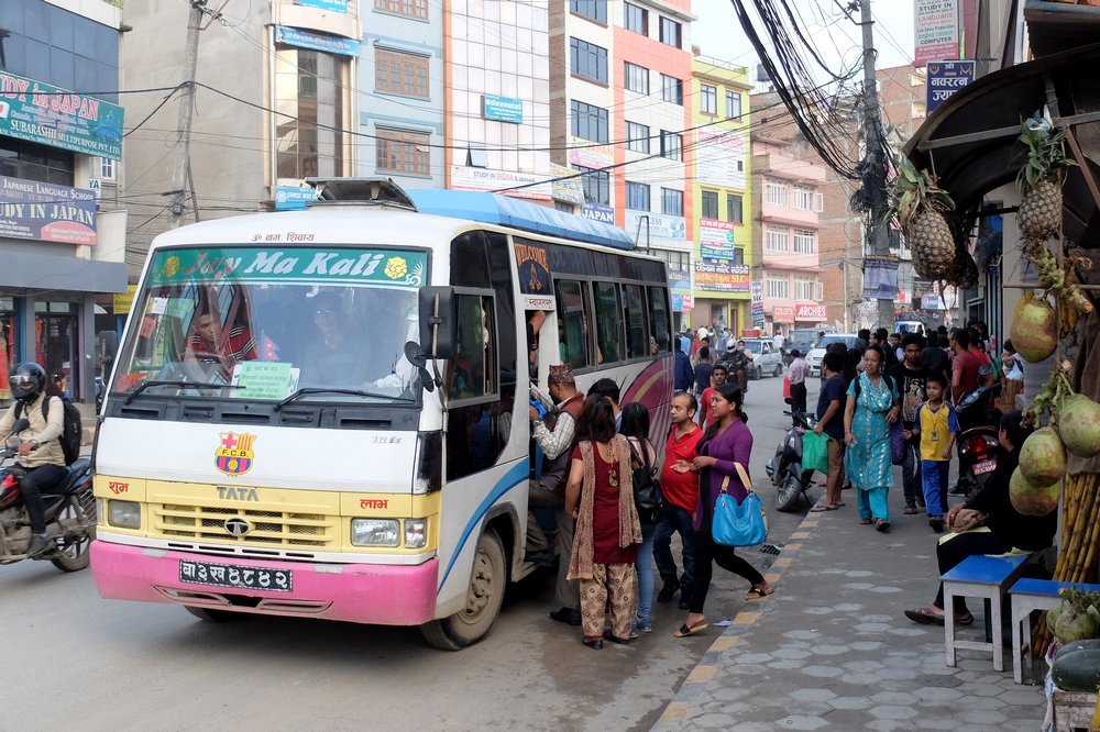 कोरोनाको त्रासः उपत्यकामा सार्वजनिक सवारी बन्द गर्ने सरकारको तयारी