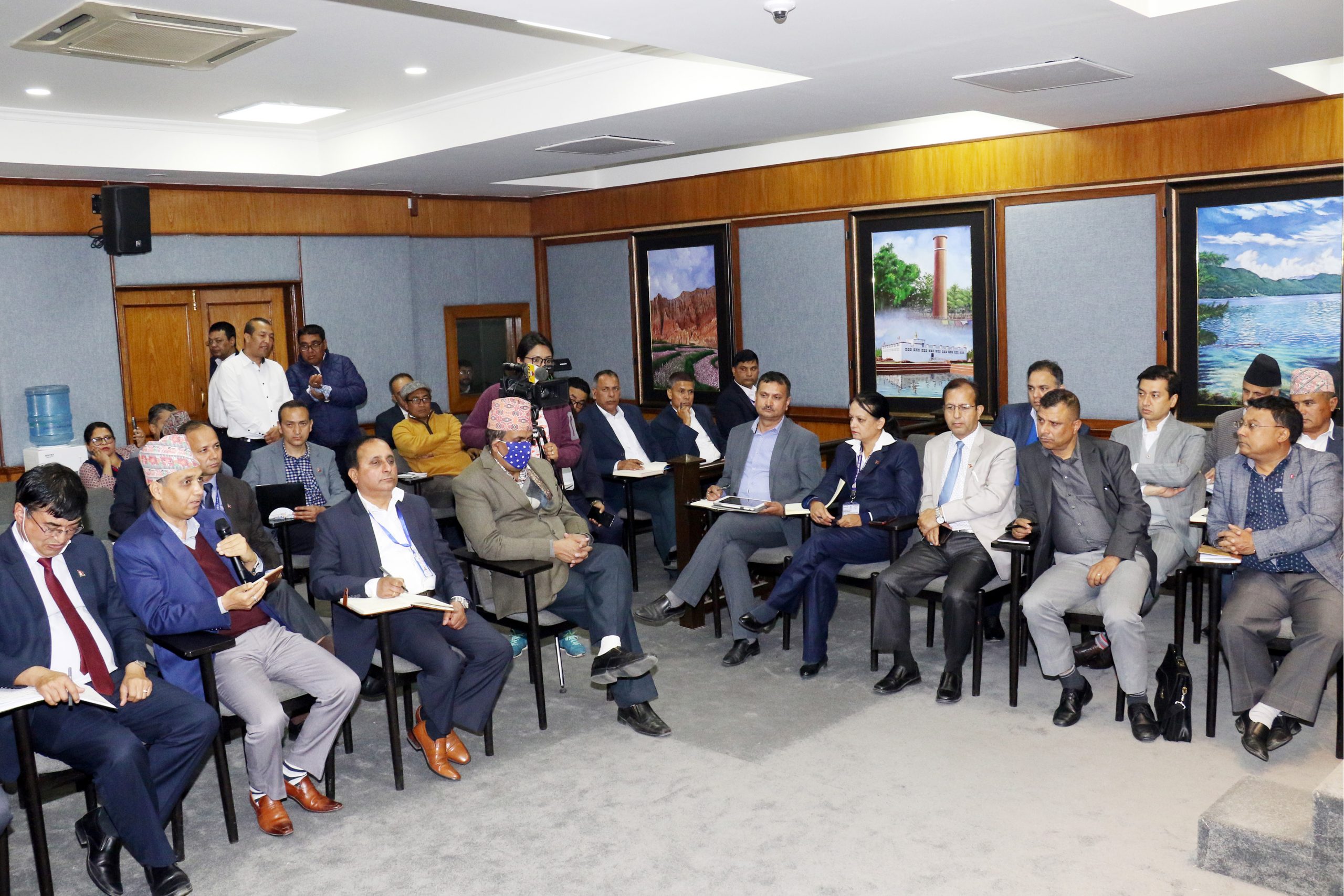 अत्यावश्यक सामाग्री उत्पादन गर्ने उद्योग पूर्ण क्षमतामा चलाउन सरकारको निर्देशन