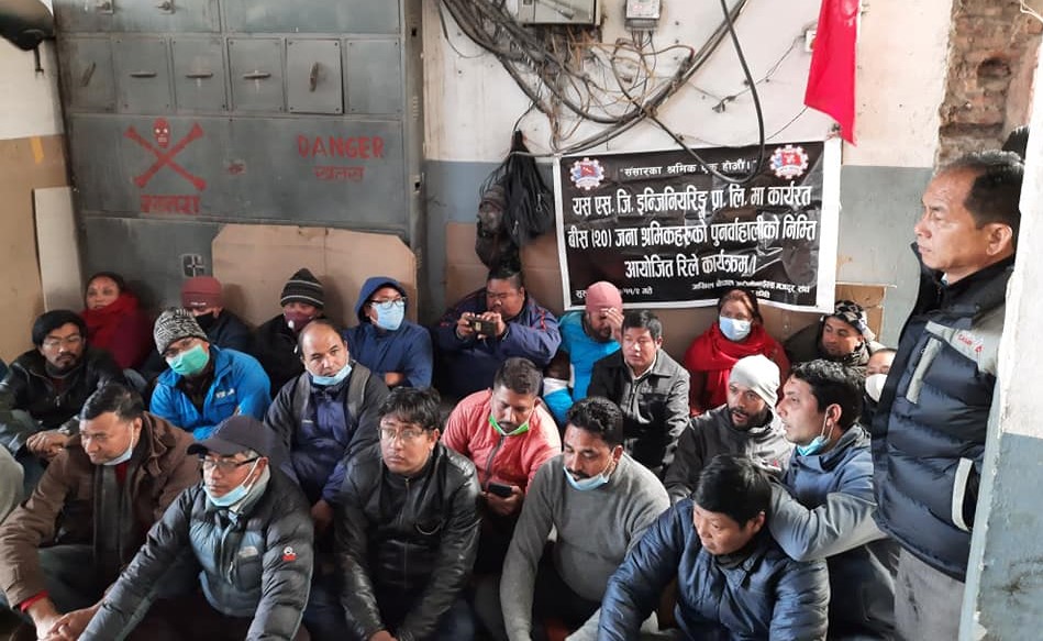 टिभिएसका मजदुरको आन्दोलनमा ट्रेड युनियनका विभिन्न संगठनको साथ