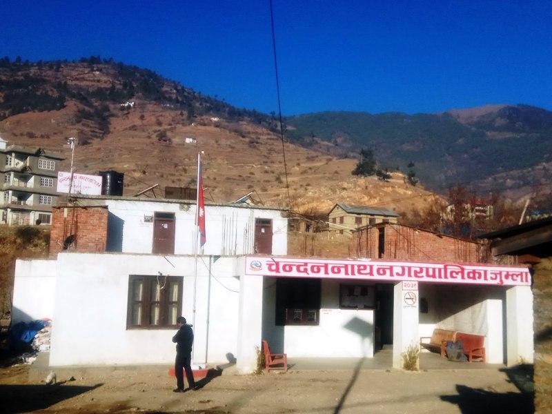 कोरोना सङ्क्रमित बढेपछि जुम्लाको मिचागाउँ सील