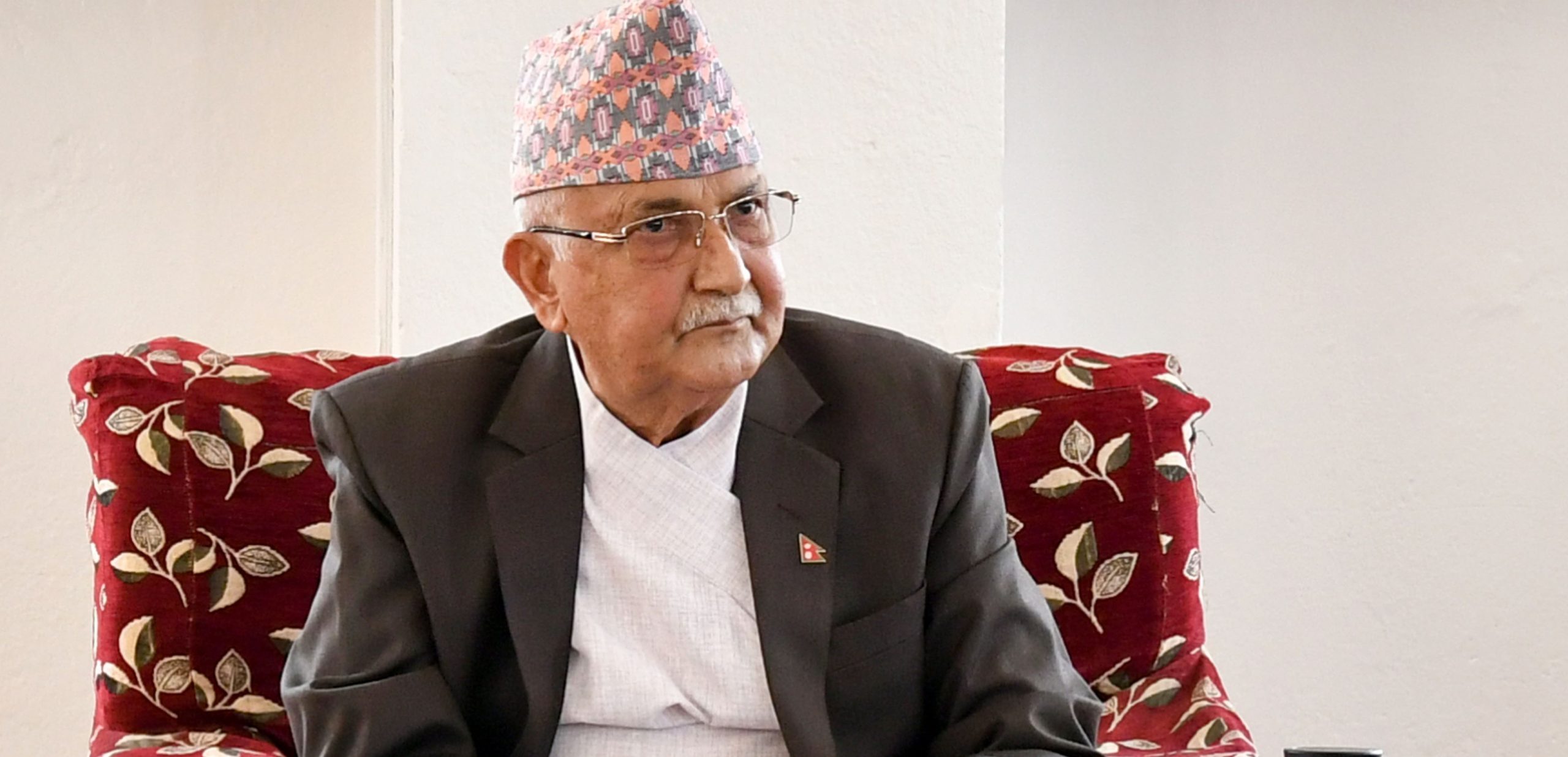 साढे ३३ अर्बको जग्गा काण्डमा मुछिएपछि केपी ओलीको प्रतिक्रिया,‘मलाई आफ्नैले फसाए’