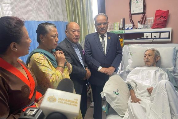 विश्व कीर्तीमानी तामाङको स्वास्थ्य अवस्था बुझ्न प्रचण्ड पुगे क्यान्सर अस्पताल