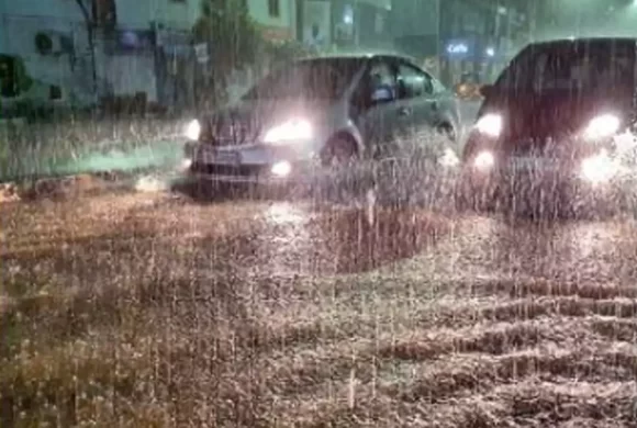 देशको अधिकांश भू–भागमा मेघगर्जन, चट्याङ र हल्का वर्षा