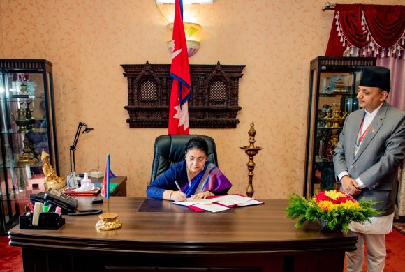 राष्ट्रपतिले प्रमाणीकरण गरिन् दुई विधेयक