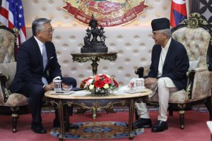 धानमन्त्री  देउवा र  अमेरिकी सहायक विदेश मन्त्री डोनाल्ड लुबीच भेटवार्ता