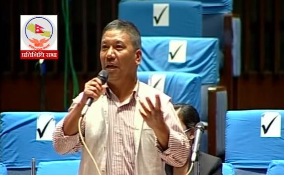 गजेन्द्र महतको आग्रहः कसरी हुन्छ एम अधिकारी खोजीदिनु पर्यो