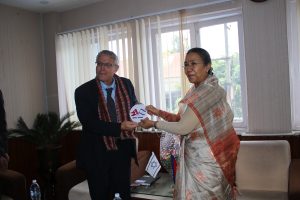 मन्त्री शशी श्रेष्ठ र इजरायली राजदुत हनान गोडरबीच शिष्टाचार भेट