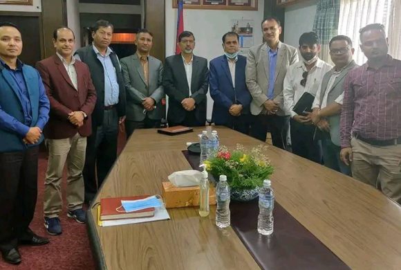 बजेटमा गरिएको घोषणा अनुसार नै कर्मचारीहरुको तलब लागू हुन्छः अर्थमन्त्री शर्मा