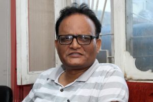 डम्बर खतिवडाको विश्लेषण,‘मंसिरपछि डा. बाबुराम राजनीतिक सन्यासमा जान्छन्, उनको समुह तितर वितर हुन्छ’