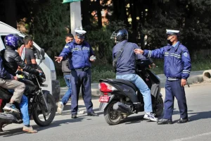 ट्राफिक प्रहरीले उपत्यकाका सबै नाकामा विशेष जाँच गर्ने