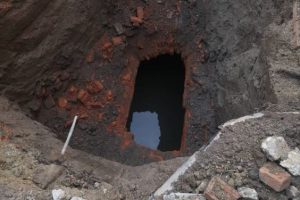 उच्च अदालतको आदेशको बेवास्ता गर्दै महानगरको टुकुचा उत्खनन् जारी