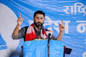 रवि लामिछानेले चितवन-२ मा उम्मेदवारी दिने