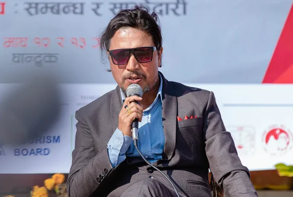 दीपक गिरी भन्छन्ः ‘६० कटेकालाई भोट हाल्दिन’