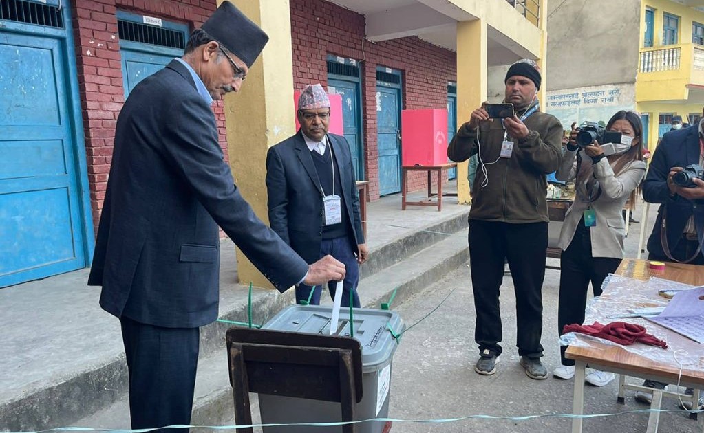 सभामुख सापकोटाले गरे मतदान भोट
