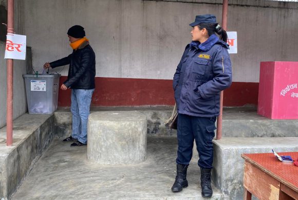 तनहुँमा कैदीबन्दीले गरे मतदान, पल शाहले किन भोट हाल्न पाएनन् ?