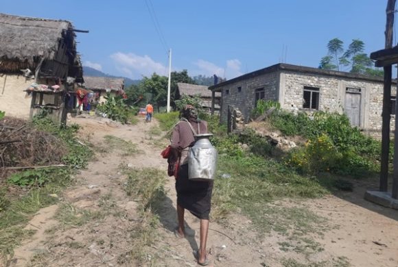 बबईको गङ्गटे उपत्यकाः  जहाँ चुनावमा मात्रै पुग्छन् नेता