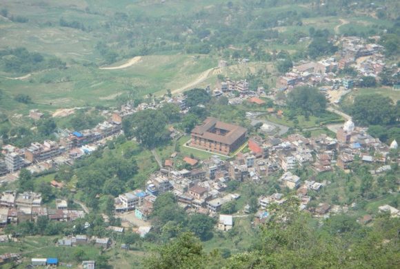 झण्डै एकसाता हिँडेर गोरखाको चुमनुब्री  पुगे कर्मचारी