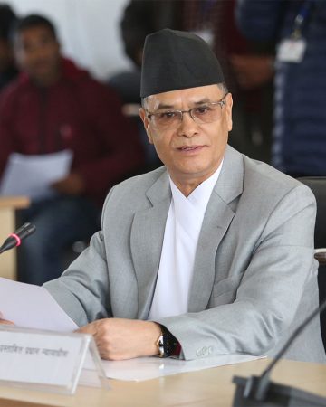 पूर्वप्रधानन्यायाधीश चोलेन्द्रशमशेर जबराको घरमा सम्पत्ति शुद्धीकरणको छापा
