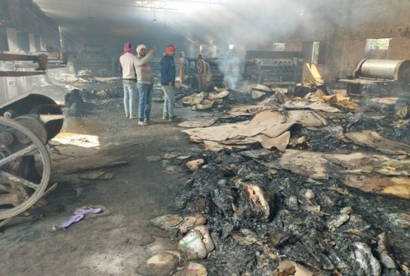 पर्साको एक उद्योगमा आगलागी, करोडौंको  क्षति भएको अनुमान