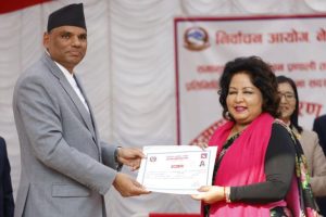 समानुपातिक सांसदले पाए प्रमाणपत्र