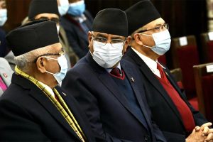 राष्ट्रपति भवनमा ओली, प्रचण्ड र खनालबिच के कुरा भयो ?