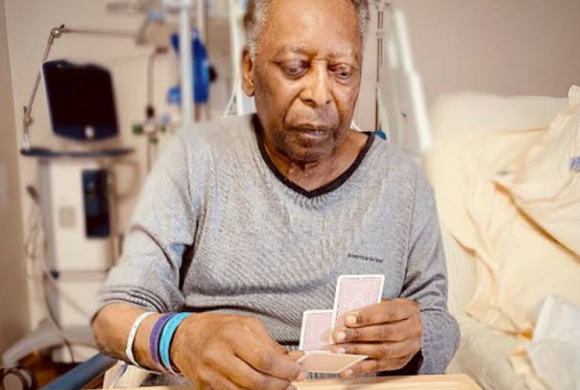 अस्पतालबाट ब्राजिललाई पेलेको सन्देशः म आसाले भरिएको छु