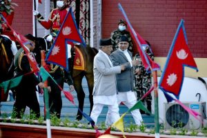 पहिलो पटक दौरा सुरुवालमा प्रचण्ड, शपथका लागि शीतल निवास पुगे