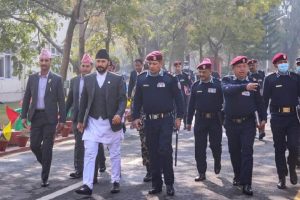 गृहमन्त्रीको चेतावनी : सरुवाको कार्यविधि बन्छ, नेताका घर धाए कारबाही गर्छु