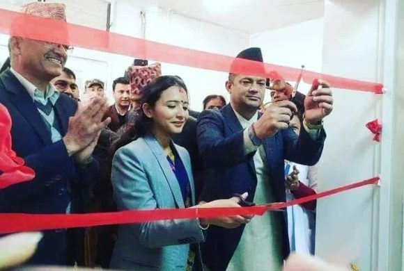 स्वास्थ्यमन्त्री गिरी र स्वास्थ्य राज्यमन्त्री डा.तोसिमा कार्कीबिच मतभेद !
