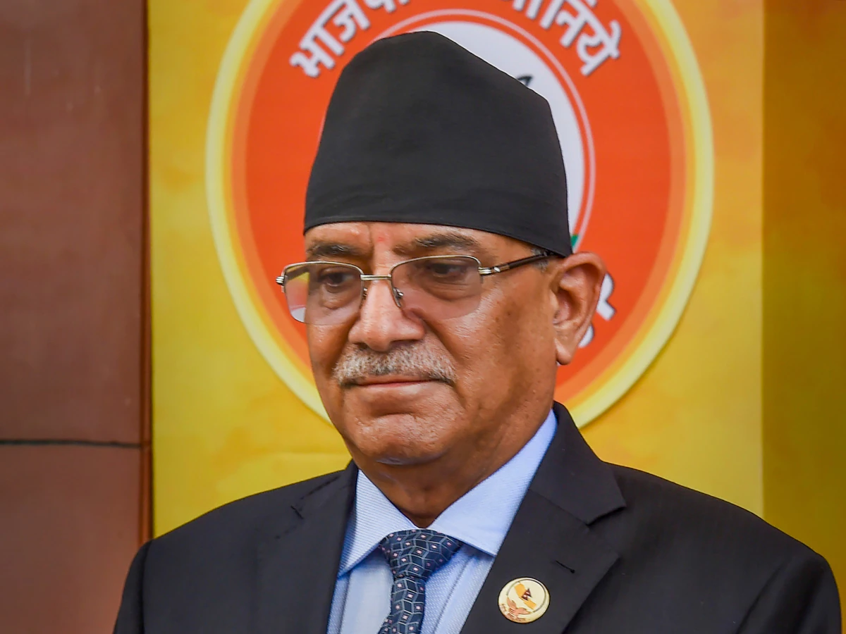 मन्त्रिपरिषद्को आकस्मिक बैठकपछि केही मन्त्रीसहित प्रधानमन्त्री पोखरा जाँदै