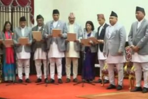शपथ लिए लगत्तै राप्रपाका मन्त्रीहरु पुगे पशुपतिनाथ