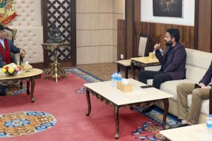 प्रधानमन्त्री प्रचण्डलाई भेटेर बालेनले भने– सुकुम्बासी समस्या समाधान गर्न सहयोग गरिदिनुपर्‍यो