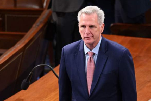 १५ औं चरणको मतदानपछि अमेरिकी संसद्‌को सभामुखमा चुनिए म्याकार्थी